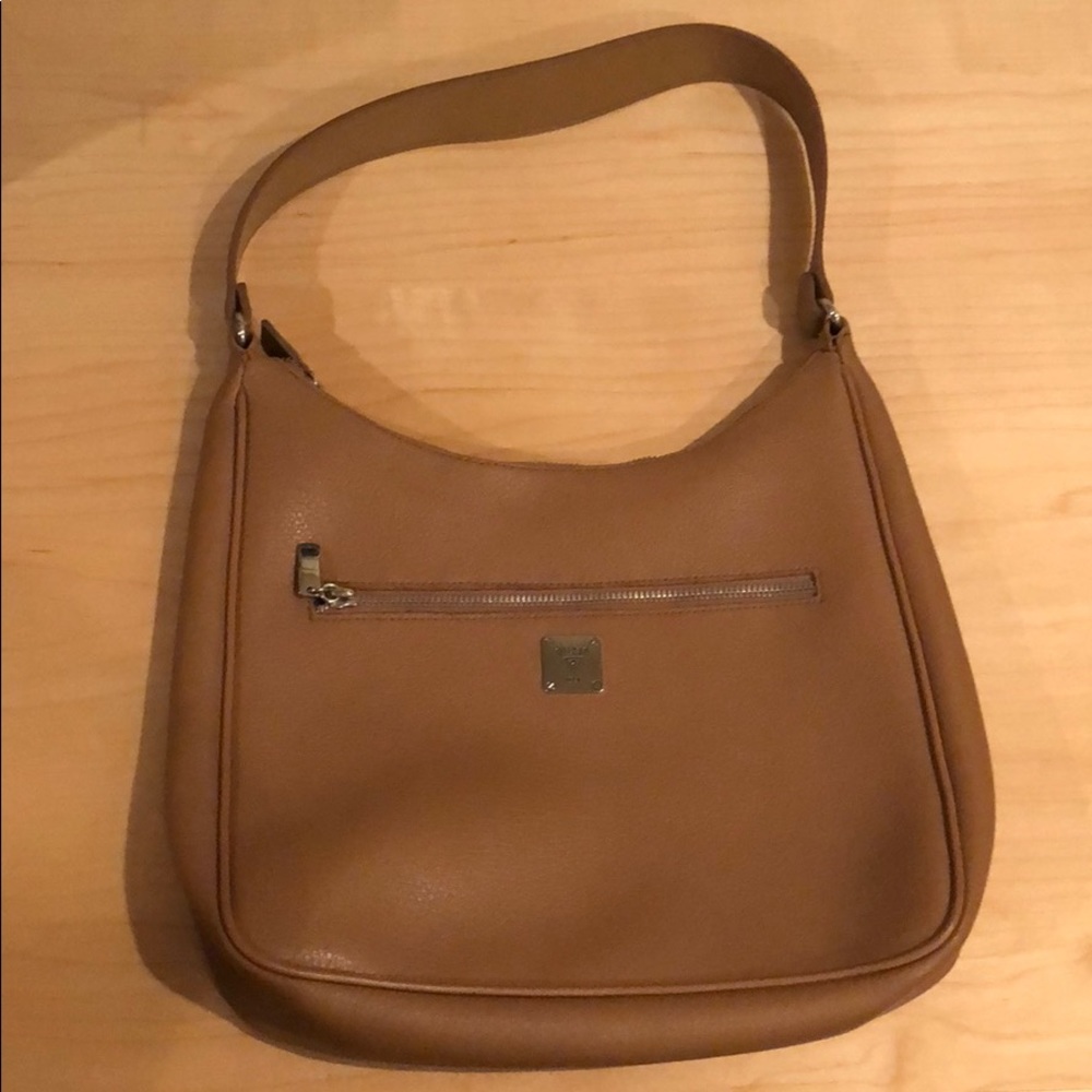 Guess purse
